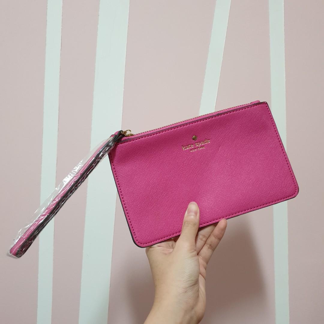 Kate spade pink wristlet 2025