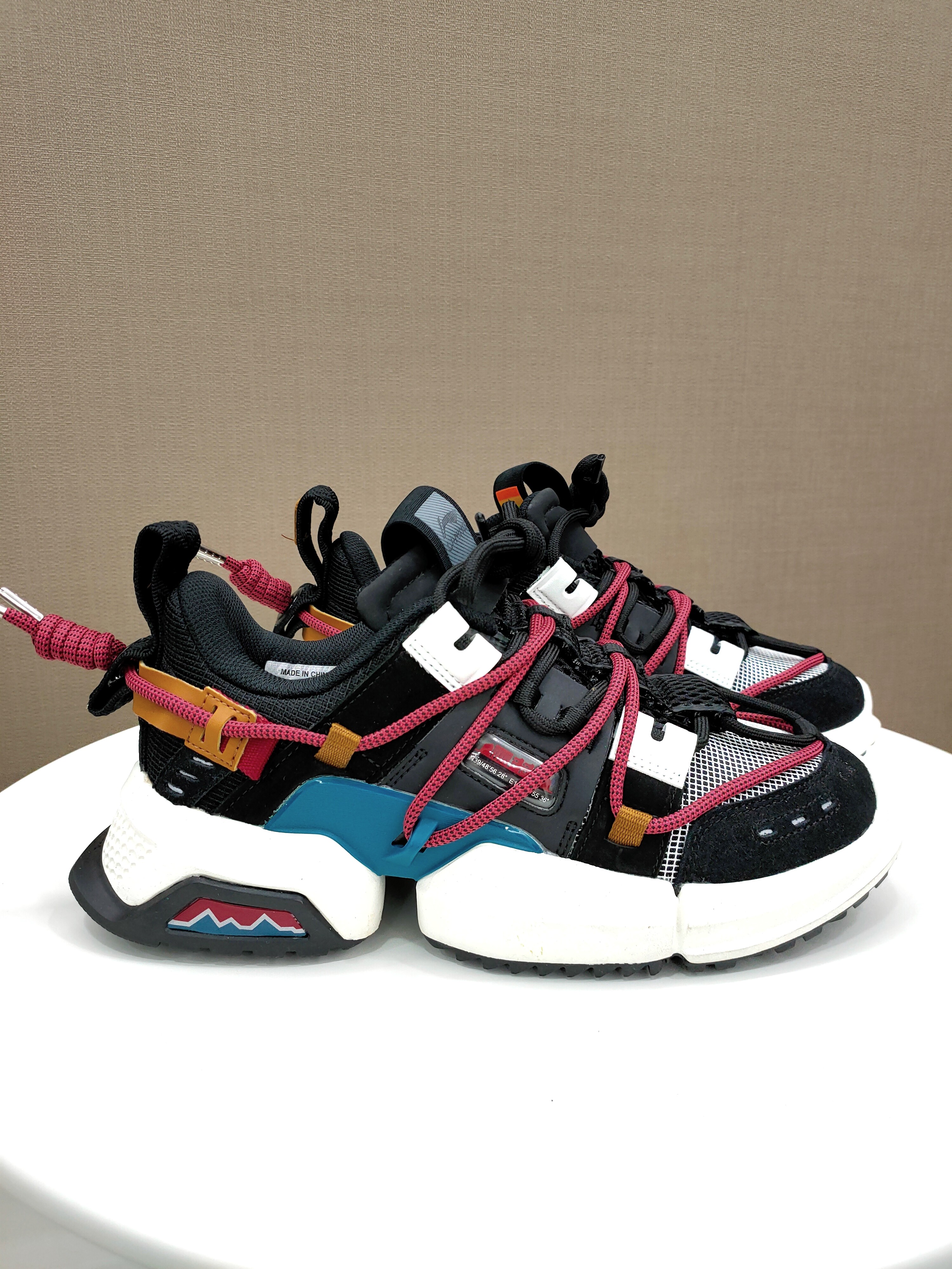 Li Ning Paris Fashion Week Track Shoes Men s Fashion Footwear
