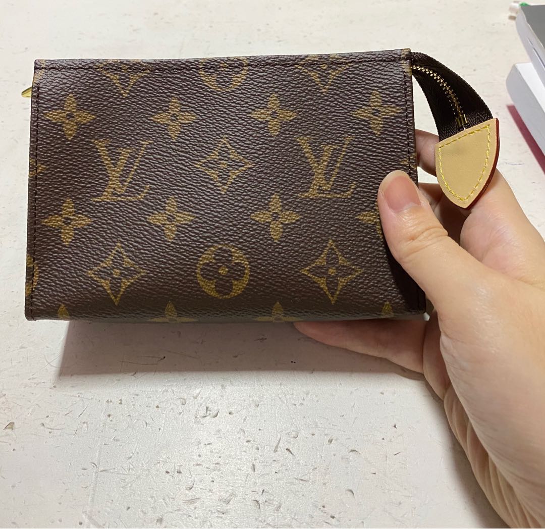 Authentic Louis Vuitton Toiletry Pouch, Luxury, Bags & Wallets on Carousell