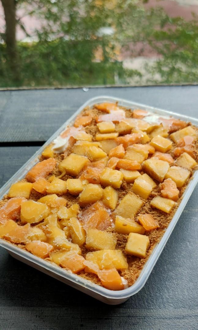 Mango Graham Float (Category: Chilled & Frozen Food) located in Singapore. Submitted by zyenco (Listing ID 1010165547, Image 3). Description: Loaded with the ripest and juciest mangoes in one tub. *Your orders will be freshly prepared once confirmed and payment is made. PM early to secure your order! tags Halal , Muslim-owned , ice-cream cake.
