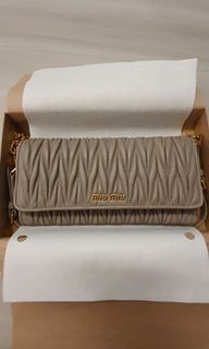 (Category: ) located in . Submitted by gynn.lee (Listing ID 1010194709, Image 1). Description: .