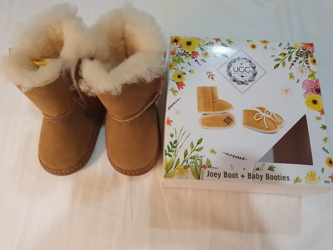 NEW Baby UGG boots 6 to 12 months 