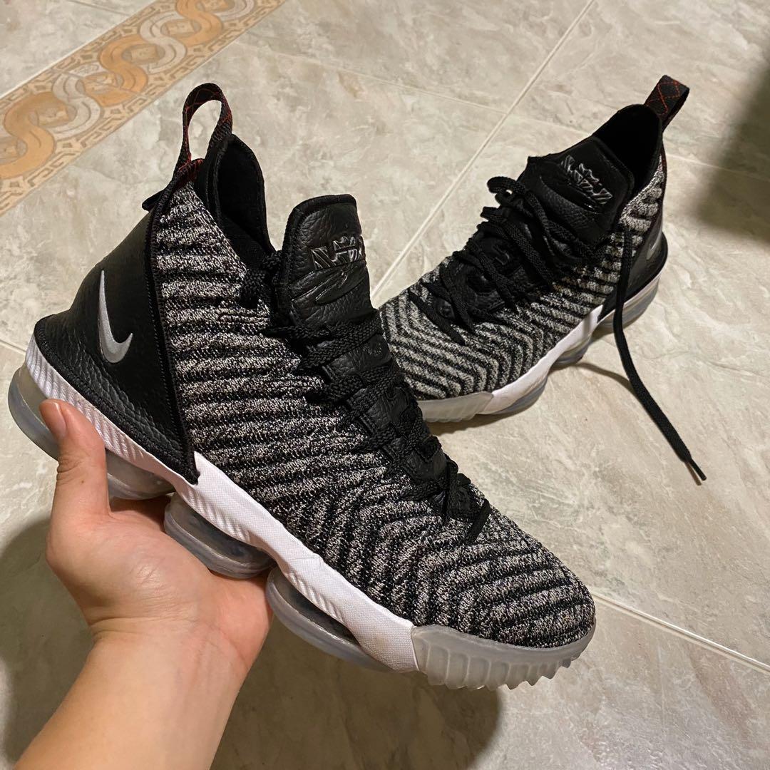 lebron 16 shoes oreo