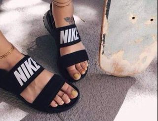 nike tanjun sandals yellow