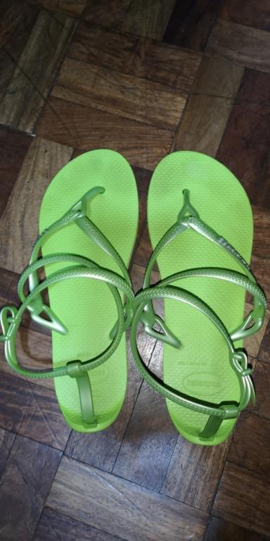 havaianas strappy sandals