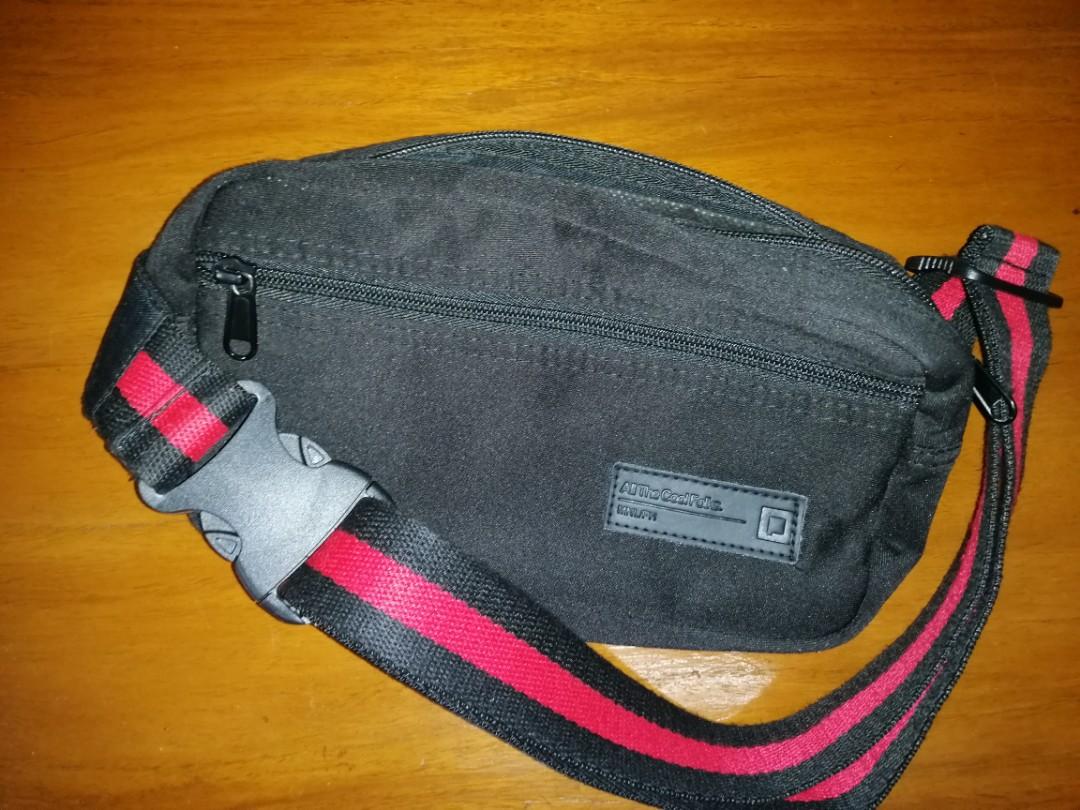 penshoppe chest bag