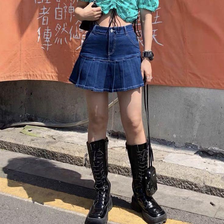Po Y2k Denim Pleated Mini Skirt Women S Fashion Clothes Dresses Skirts On Carousell Quality products at remarkable prices. po y2k denim pleated mini skirt