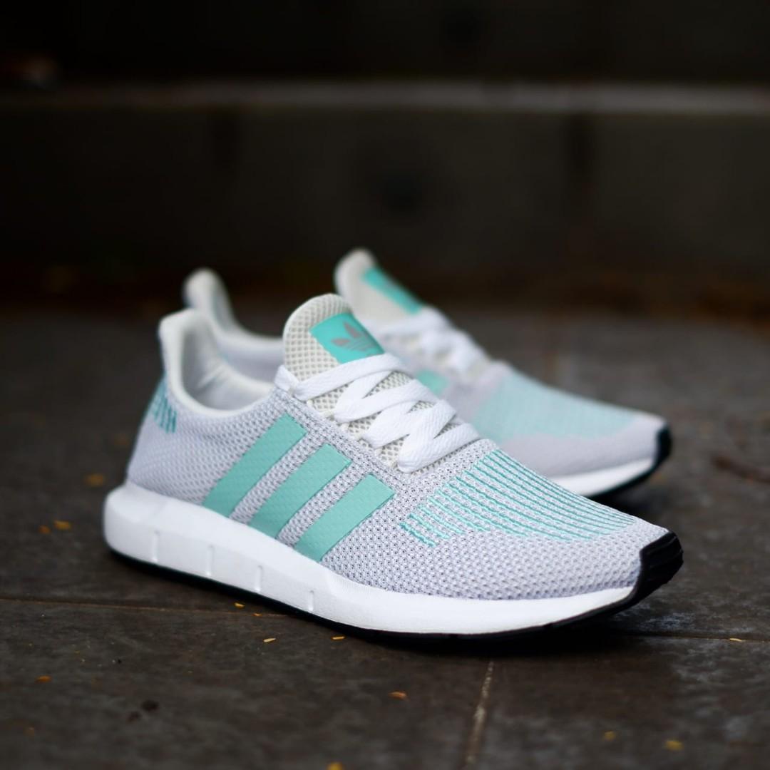 Harga sepatu adidas top swift run original