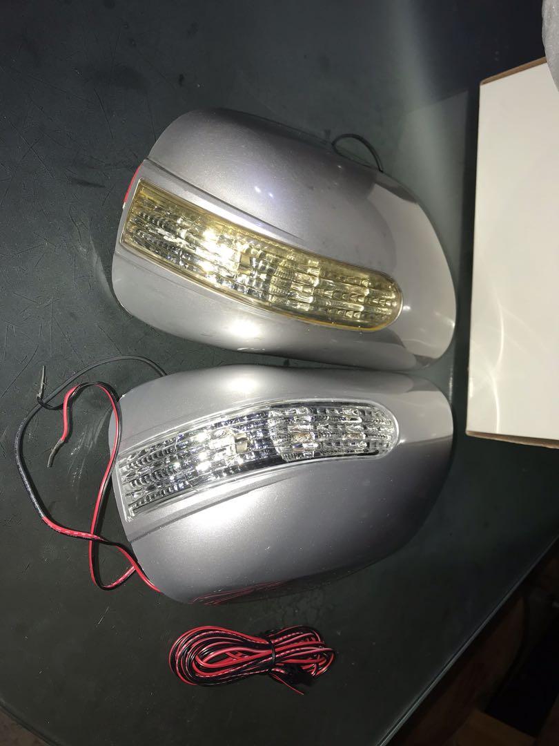 Toyota wish deals side mirror cover
