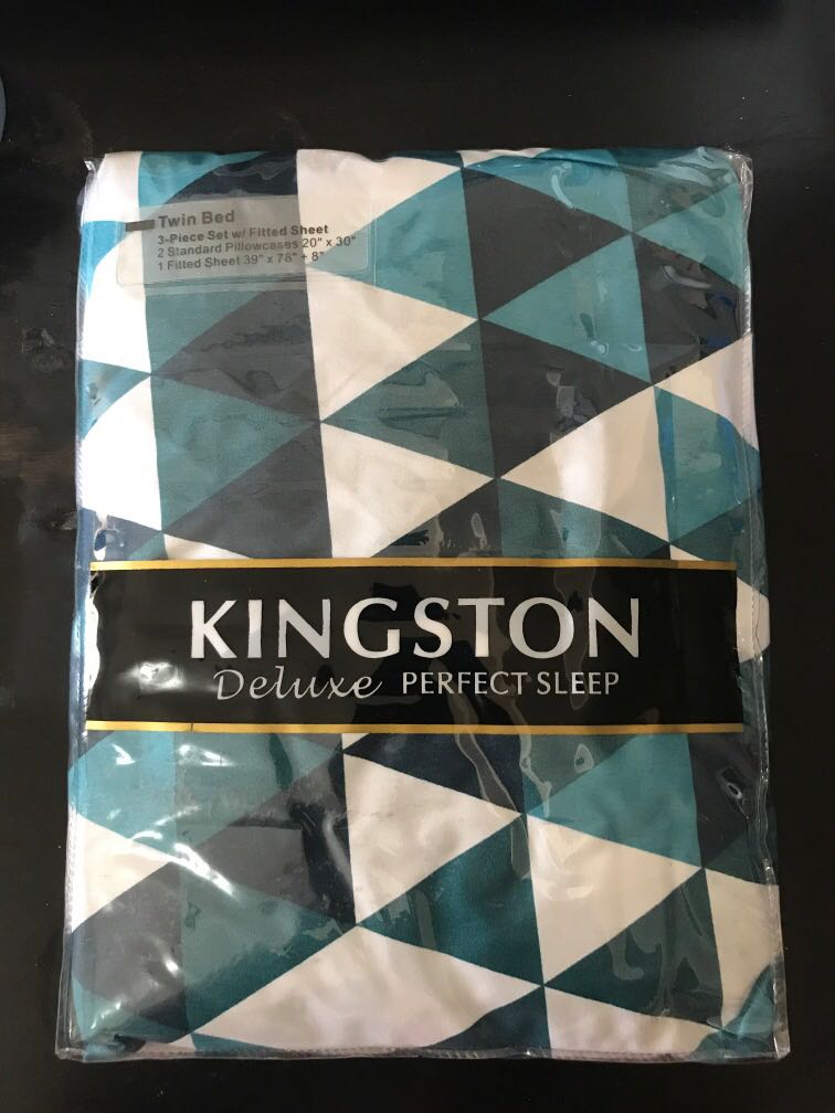 Twin Bed Fitted Sheet 3 Piece Set Home Furniture Home Tools And Accessories On Carousell