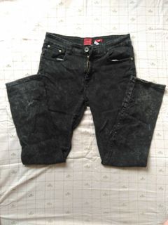 （分類：）位於 。 由 cheap_duck 提交（商品編號 1010211089，圖片 1）。簡介： 。
