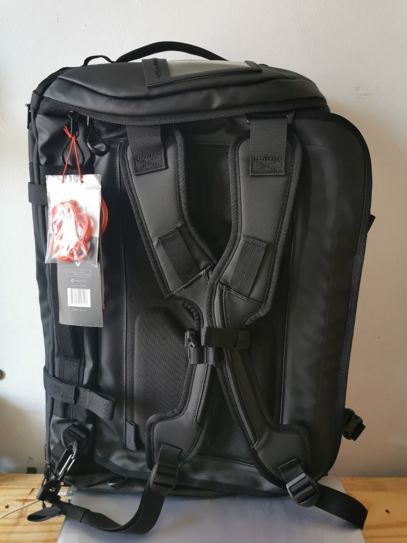 hexad duffel