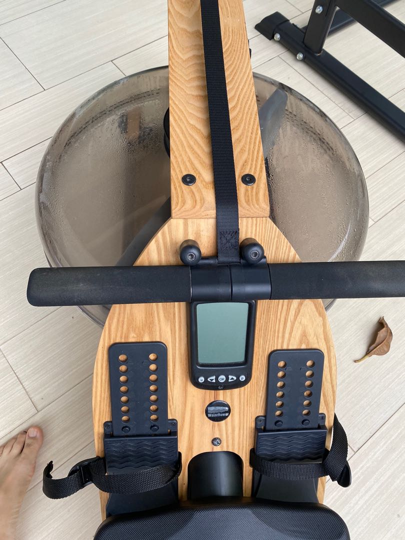 Water Rower, Sports Equipment, Exercise & Fitness, Cardio & Fitness