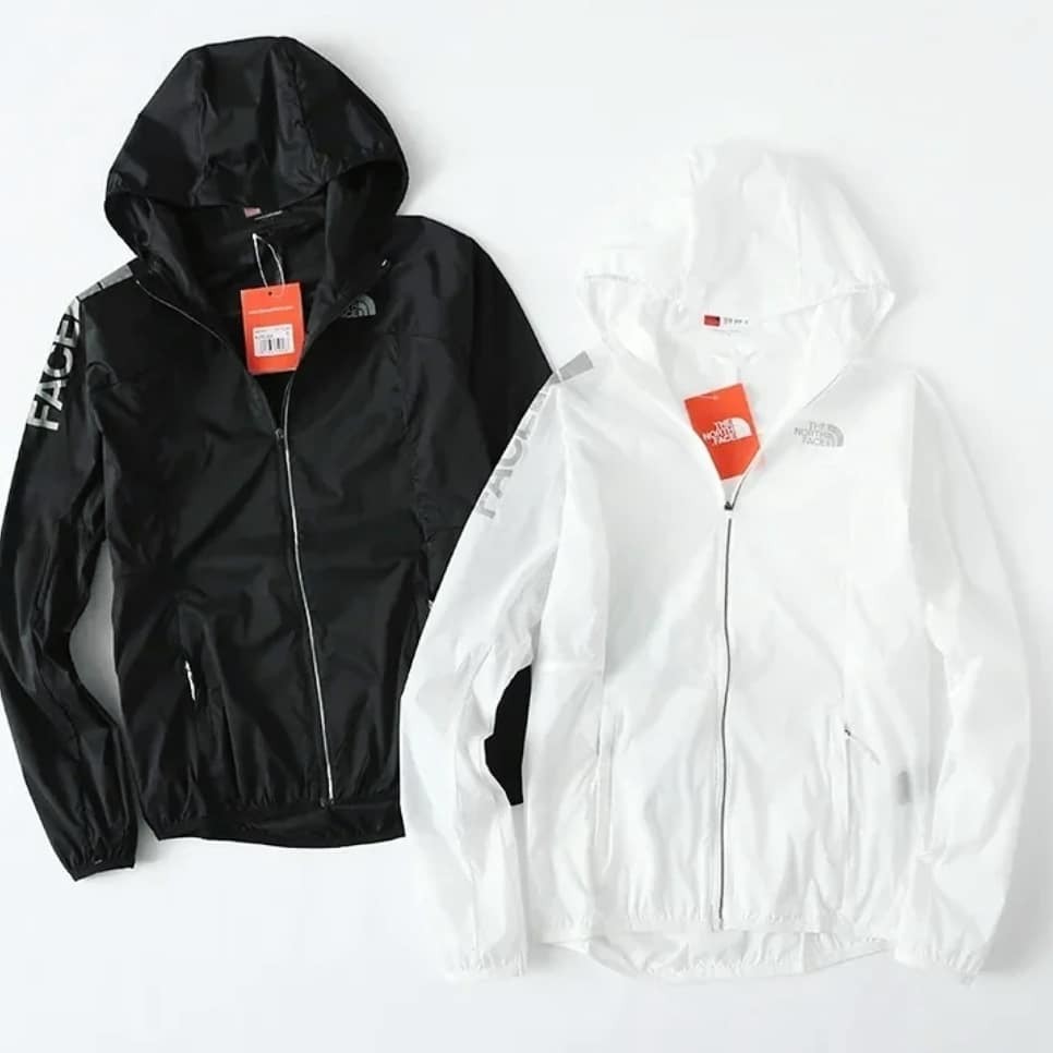 ◾ free shipping◾The North Face jacket 