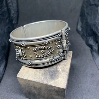 （分類：）位於 。 由 sniffkin 提交（商品編號 1004331507，圖片 1）。簡介： 。