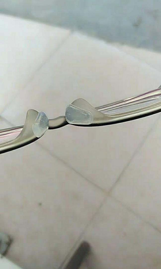 3x Anti-Slip Nose Pad for Spectacles / Glasses Sunglasses Support Ray-Ban Oakley Nike (Category: Sunglasses & Eyewear) located in Singapore. Submitted by leng8021 (Listing ID 1004344316, Image 2). Description: Brand new, Ready Stock 3 pairs $4.50 4 pairs $6 5 pairs $7 7 pairs $9 For spectacles as shown in pic Colour ava: White / Black Size:- 8.1mm x 17.3mm thickness:- 2.5mm (to be use once only, not suitable to re stick again) Tips:- *Clean your 