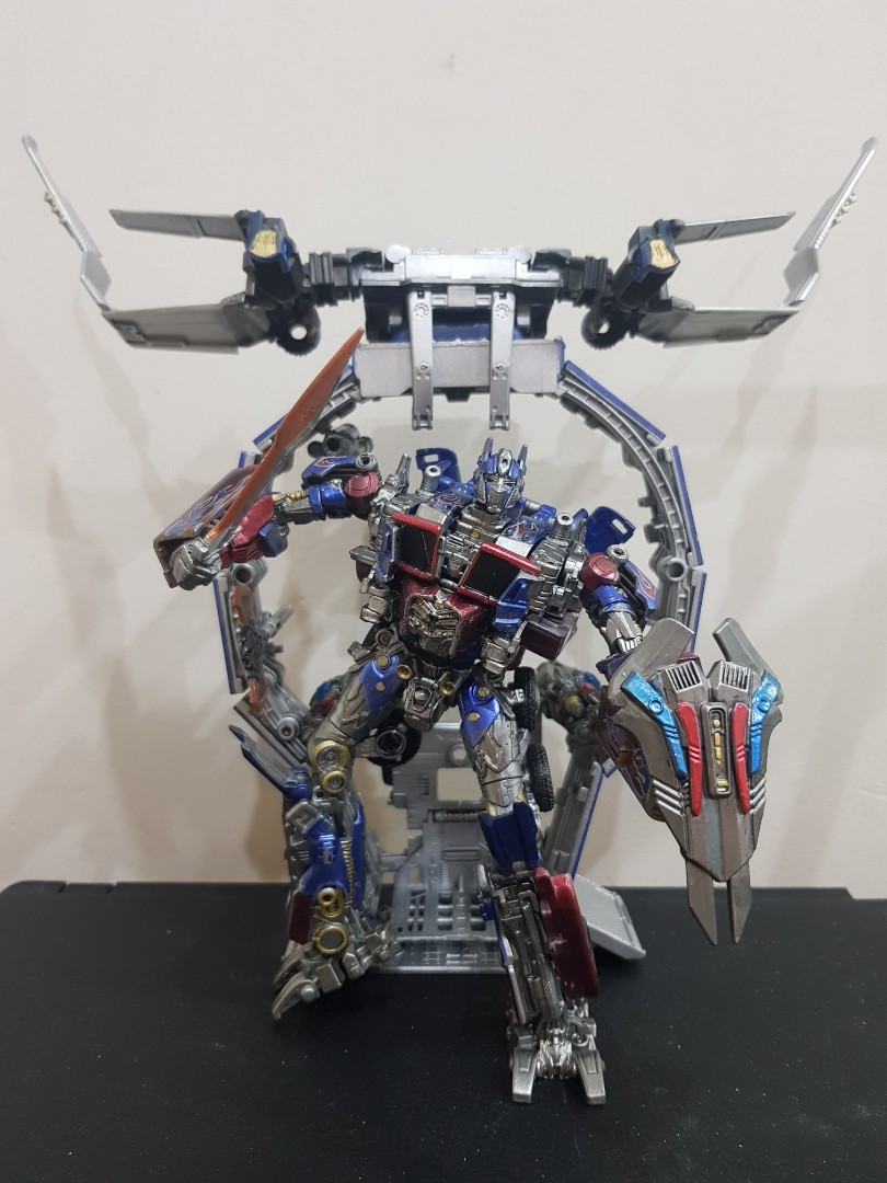 Transformers studio series 44 leader class sales optimus prime