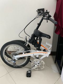 （分類：）位於 。 由 alphalo 提交（商品編號 1004252102，圖片 1）。簡介： 。
