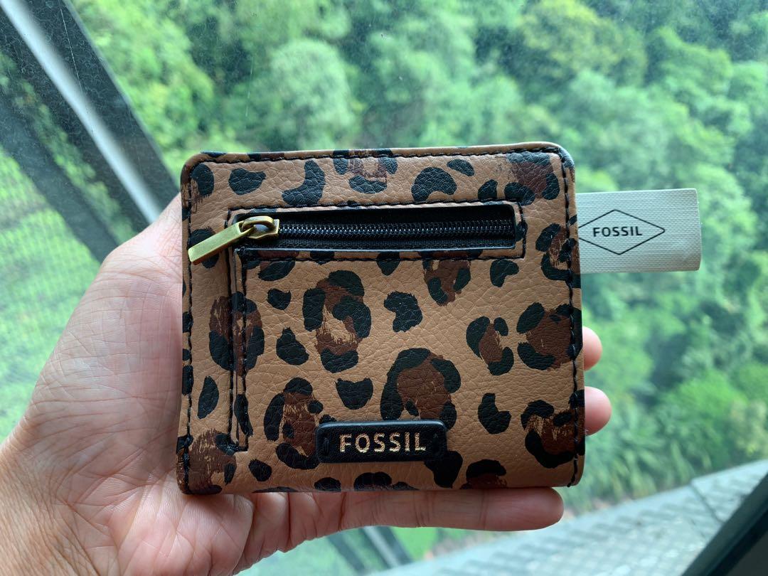 Fossil discount cheetah wallet