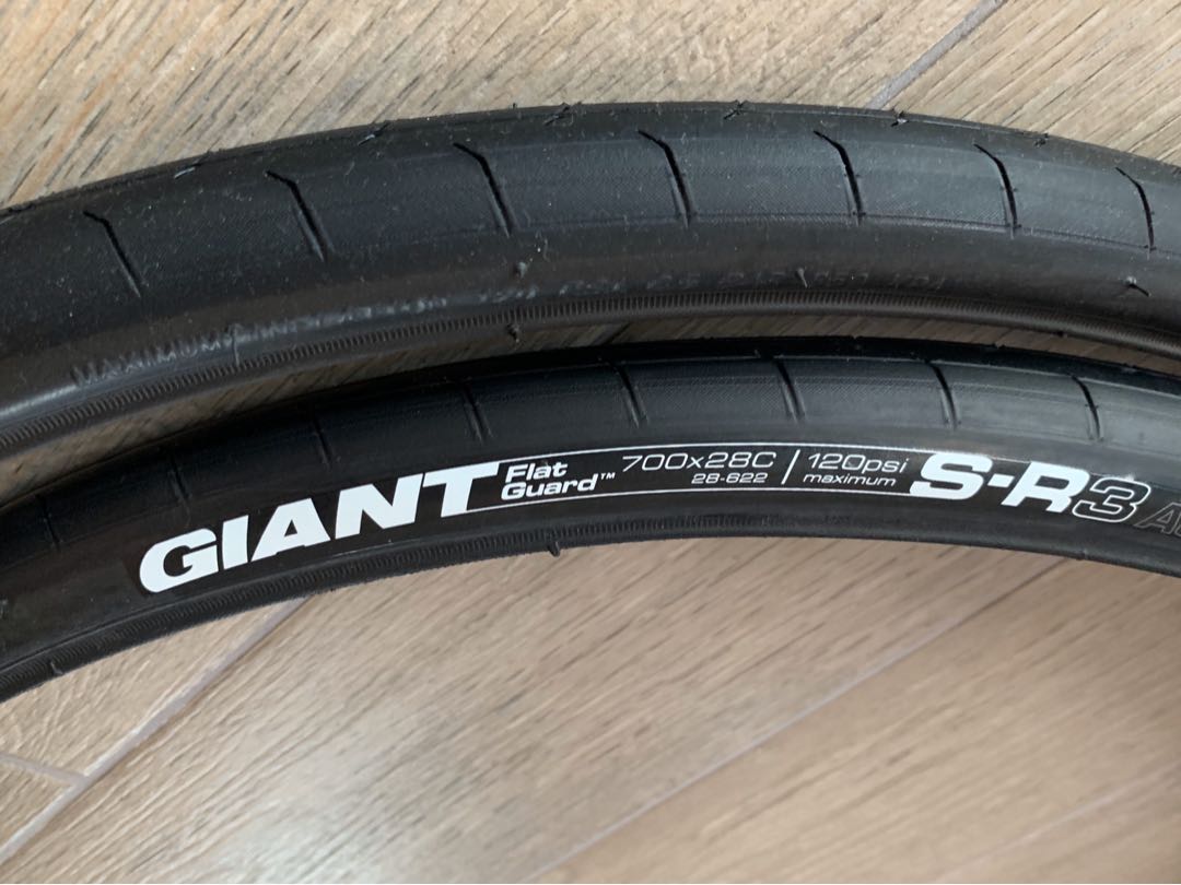 giant 700 x 38c