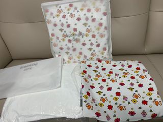 （分類：）位於 。 由 caroltamlam 提交（商品編號 1004264931，圖片 1）。簡介： 。