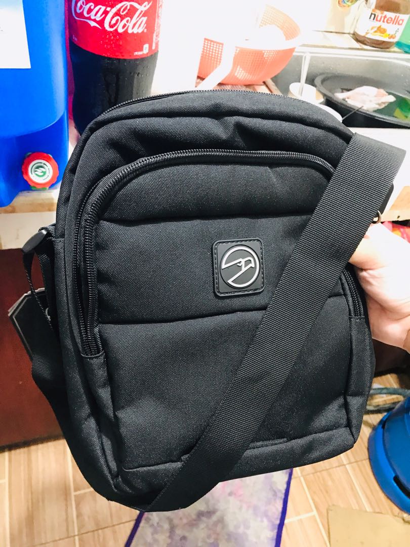 Hawk sling bag Men s Fashion Bags Sling Bags on Carousell