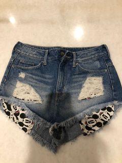 H&M bottom