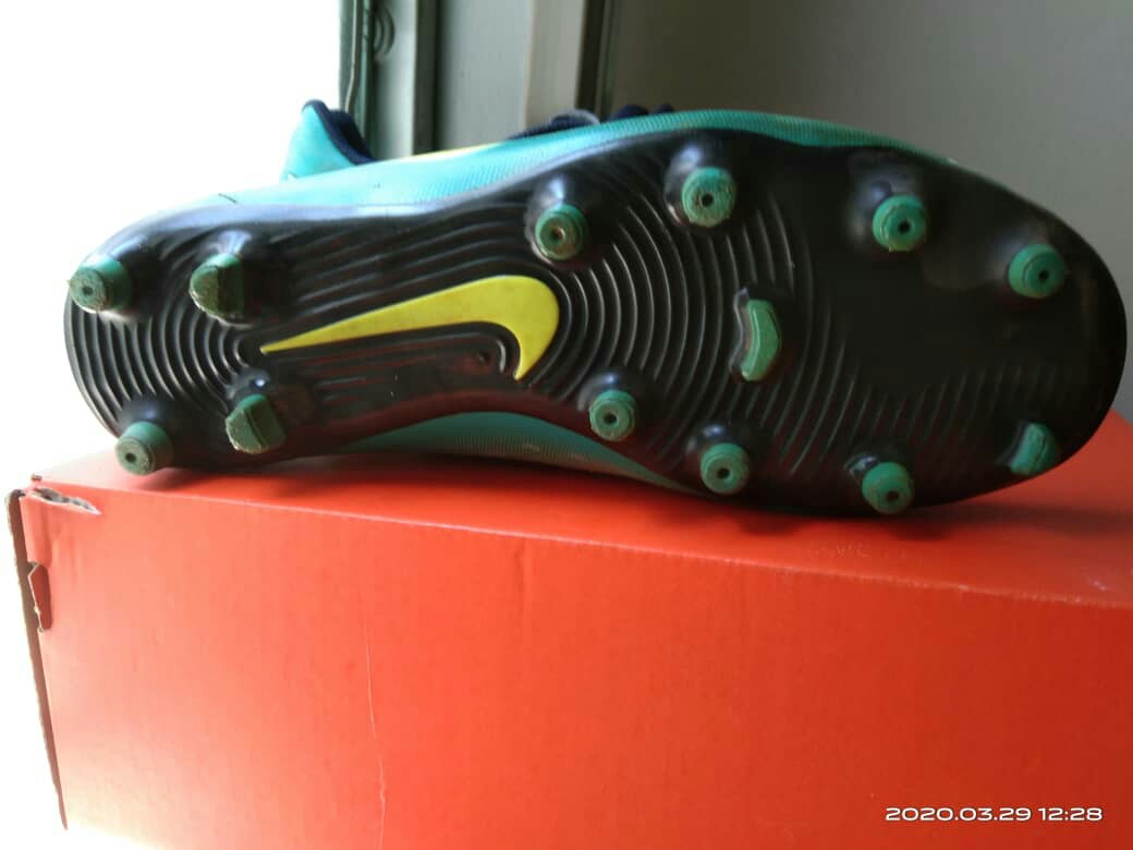 Kasut bola nike magista Clearance