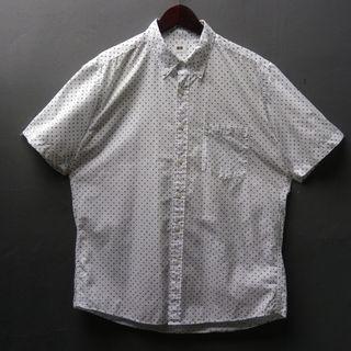 Kemeja Uniqlo Lengan Pendek Size XL