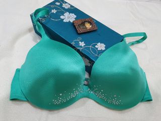 (Category: ) located in . Submitted by jenny_87 (Listing ID 1004383677, Image 1). Description: .