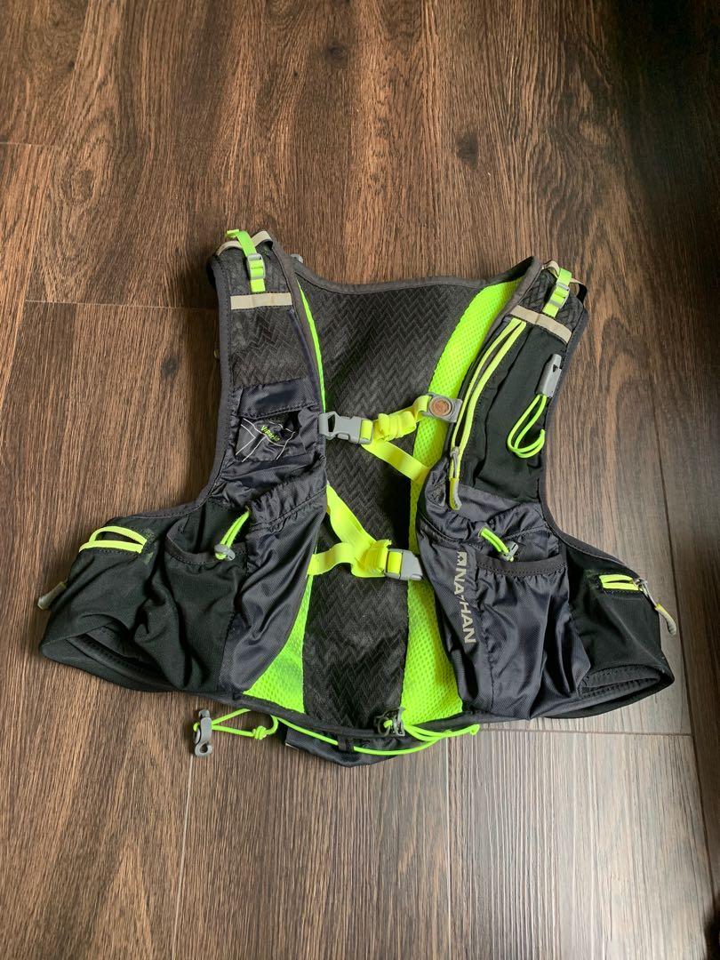 Nathan Ultra light running/hiking/race vest, Sports, Sports Apparel on
