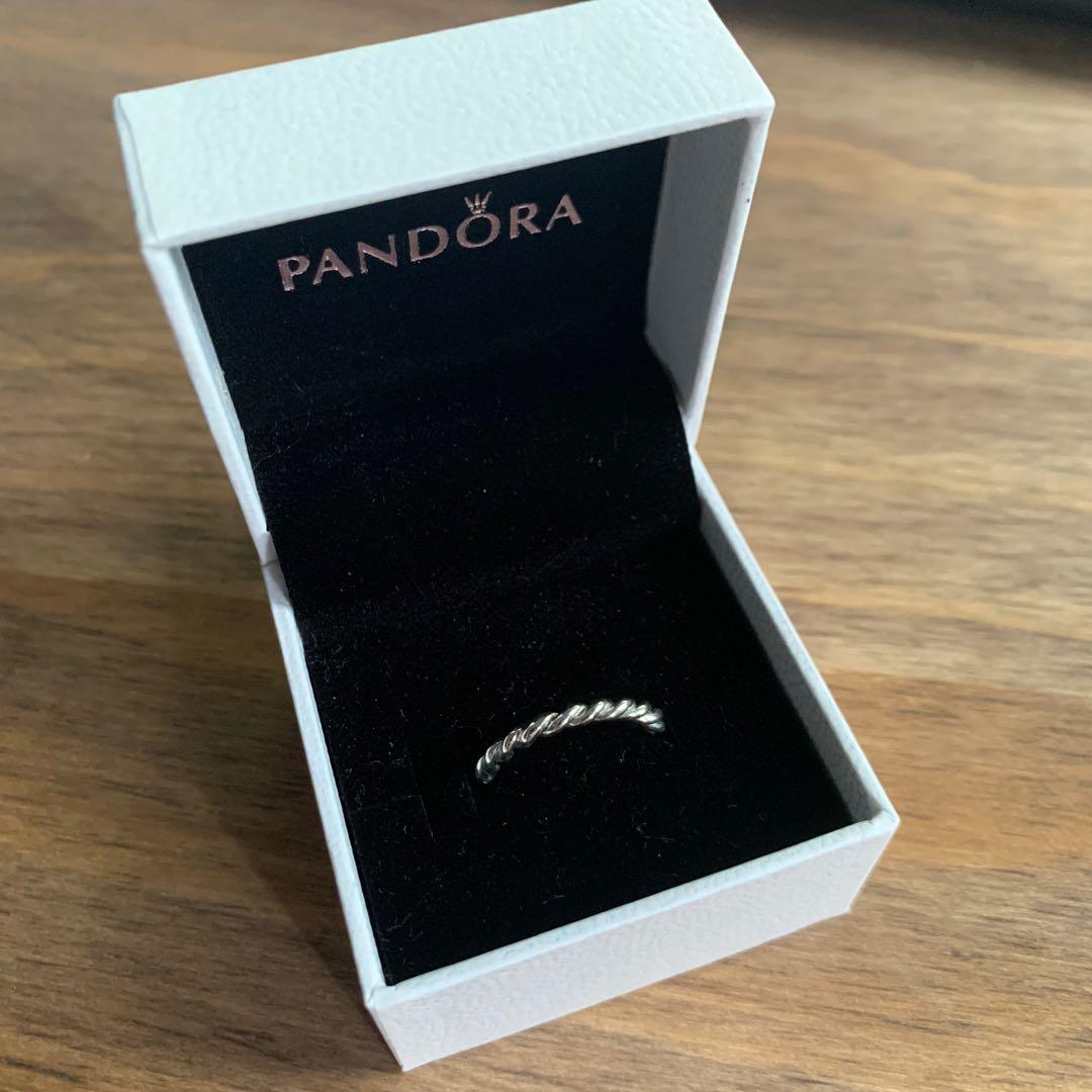 Pandora silver twist ring top