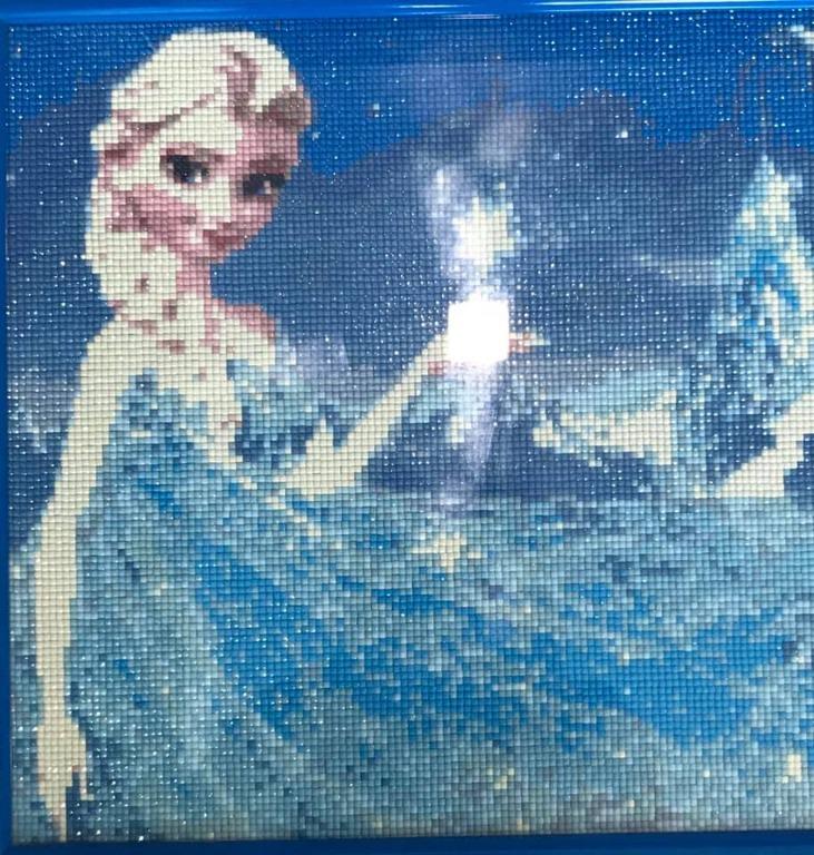 Preloved Elsa 5d Diamond Painting Everything Else On Carousell