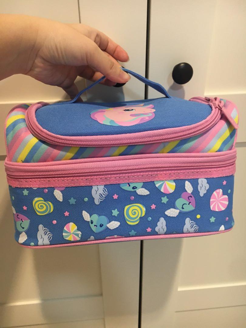 smiggle lunch box unicorn, Bayi & Anak, Lainnya di Carousell