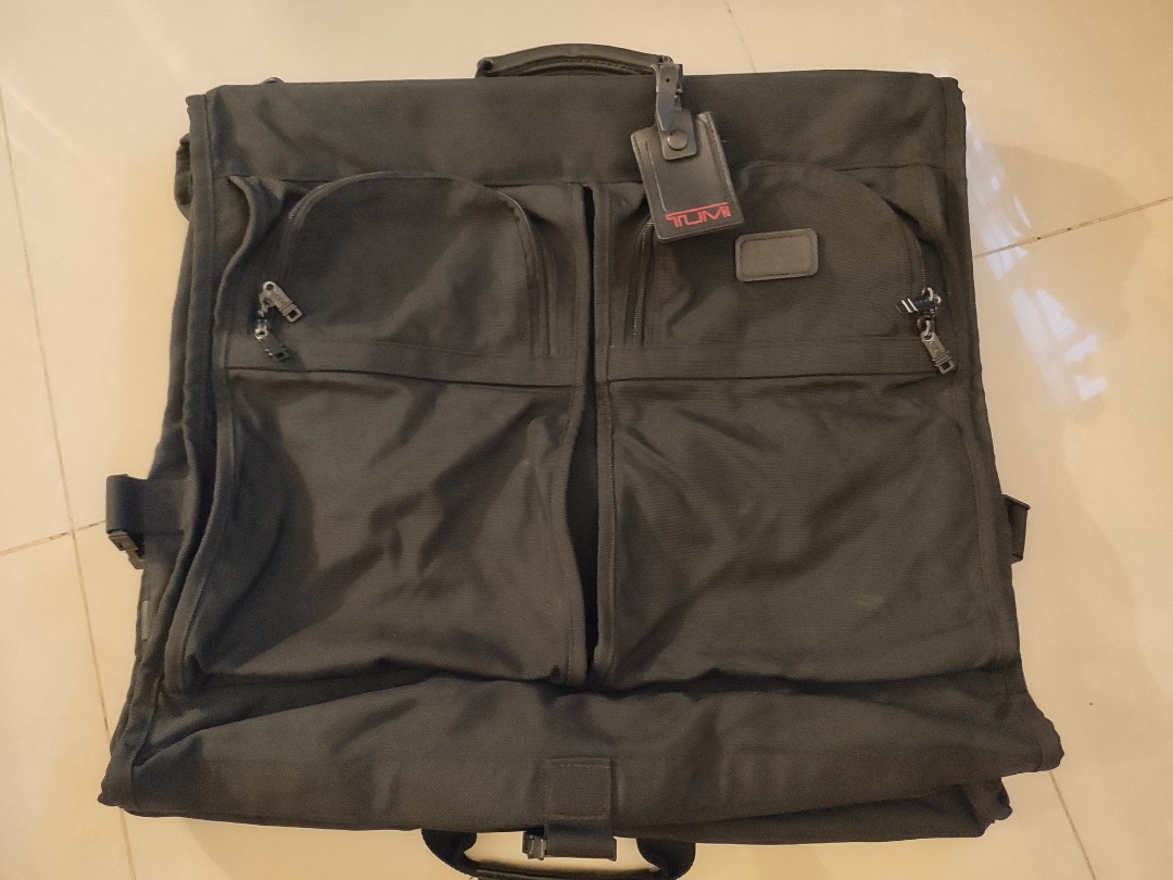 Tumi Ballistic Nylon Garment Bag, Luxury, Bags & Wallets on Carousell