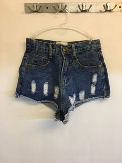 （分類：）位於 。 由 classy_styo 提交（商品編號 1004588120，圖片 1）。簡介： 。