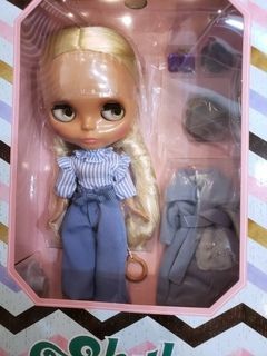 （分類：）位於 。 由 mooore 提交（商品編號 1004527834，圖片 1）。簡介： 。