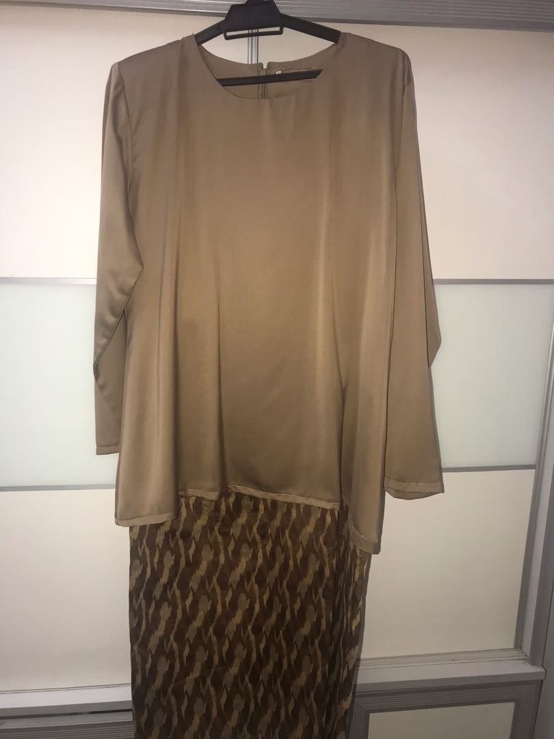 Baju Kurung Kedah Muslimah Fashion Two Piece On Carousell