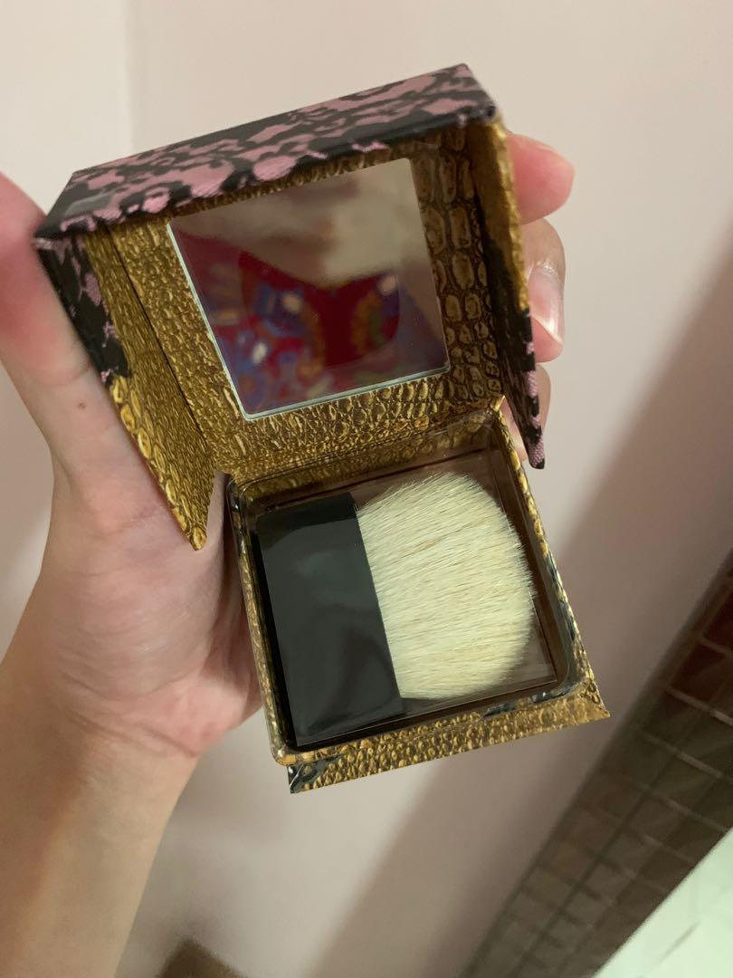 Benefit Rockateur blush full size (Category: Makeup) located in Quezon City. Submitted by maquillage_php (Listing ID 1004424839, Image 2). Description: This is full sized, not mini. Brand new in box. This retails for 1990 in stores (screenshot attached). Selling low already..