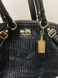 （分類：）位於 。 由 boe44 提交（商品編號 1004488015，圖片 1）。簡介： 。