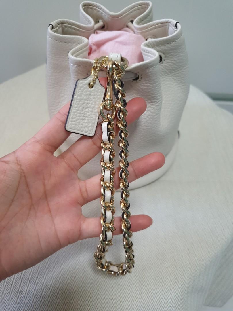 Coach mini bucket (Category: Tote Bags) located in Singapore. Submitted by joan3300 (Listing ID 1004458708, Image 5). Description: 1. 💯 Authentic Coach mini bucket bought in the boutique. 2. Excellent condition without any scratches & abrasion. 3. Slight nego 💲.