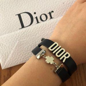Dior clover bracelet deals