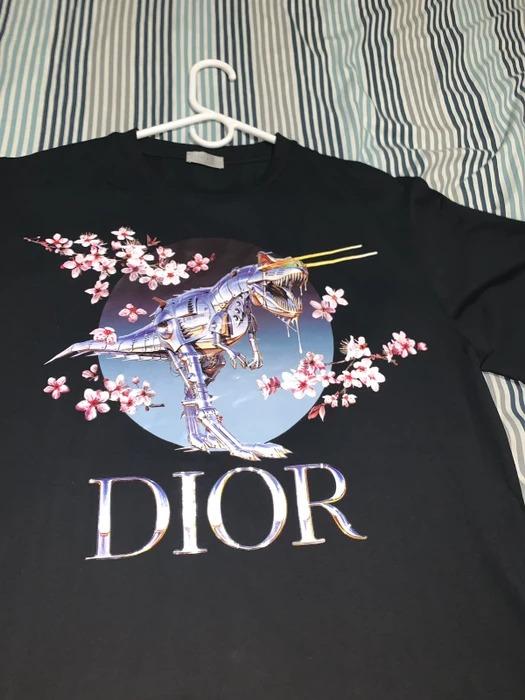 christian dior dinosaur