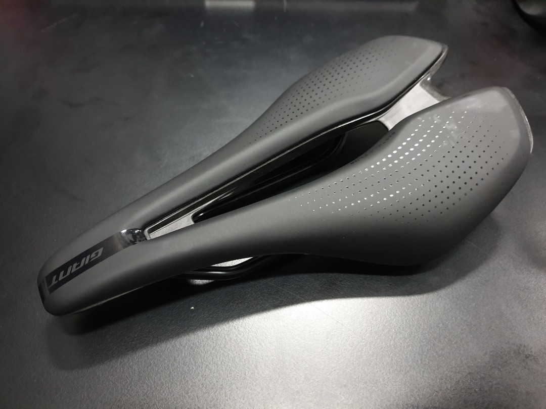 giant fleet sl saddle review
