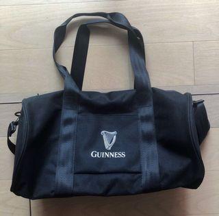 Guinness黑色運動滾筒包