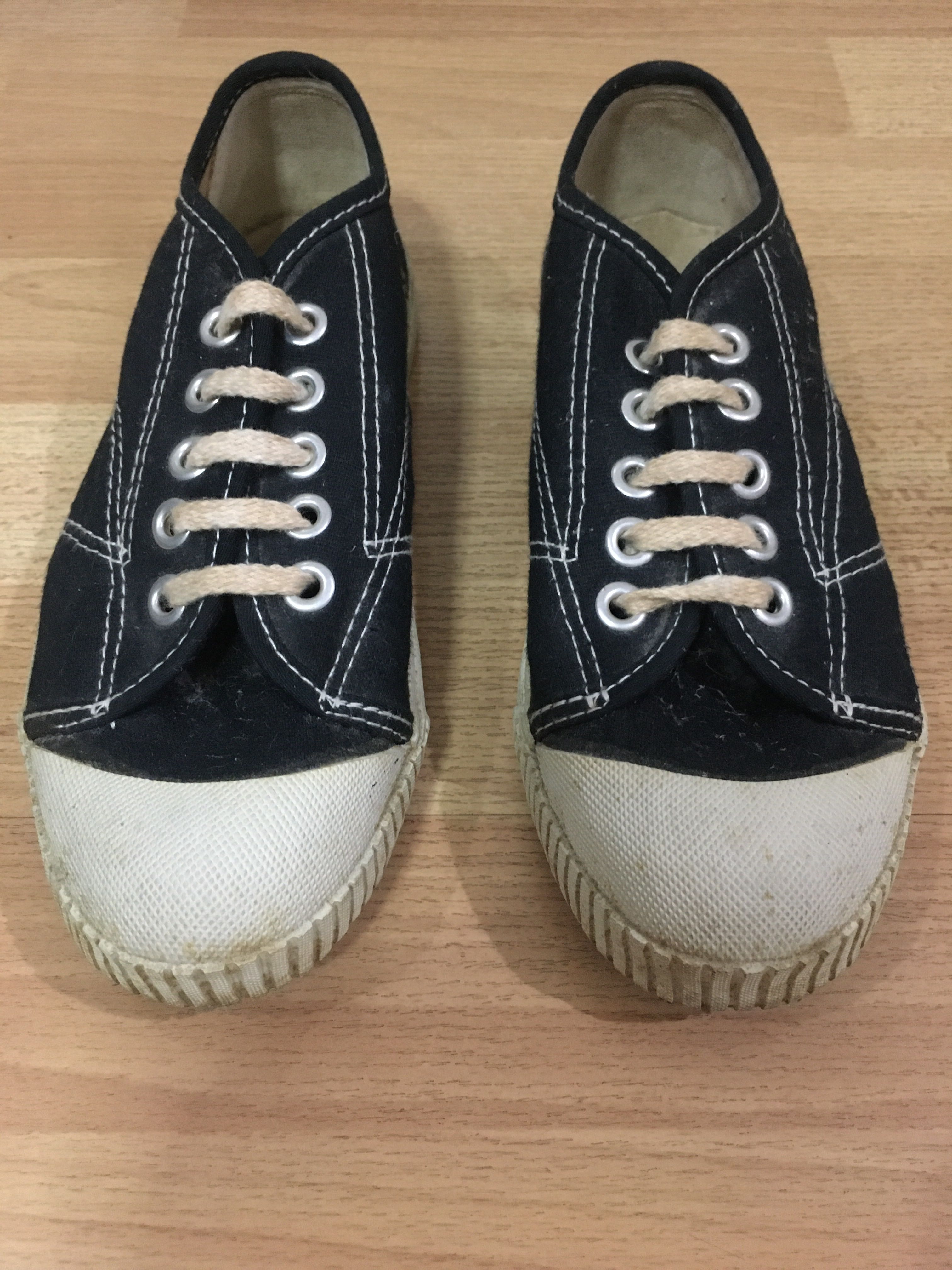Robertson shoes online