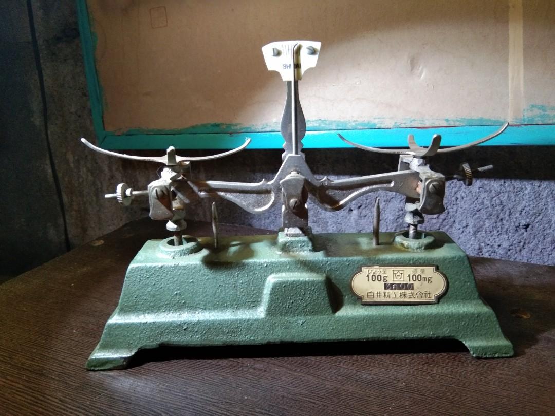 SHIRAI BALANCE SCALE (Category: Health Monitors & Weighing Scales) located in Quezon City. Submitted by eilgaraje (Listing ID 1004461375, Image 1). Description: As posted used -missing part -100g-100mg -Japan vintage.