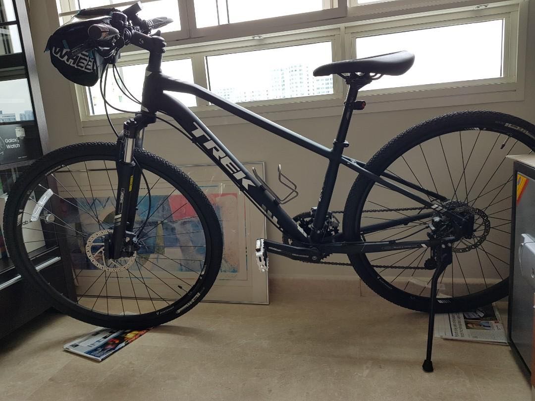 Trek 8.4 DS hybrid bike, Sports 