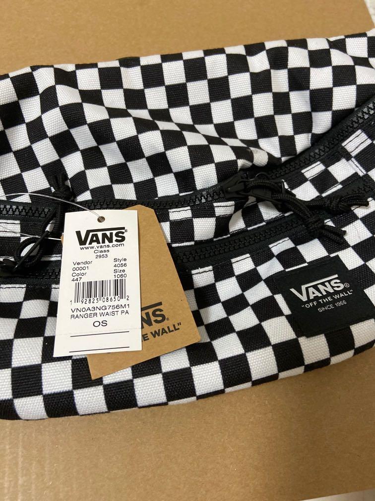 vans checkerboard fanny pack