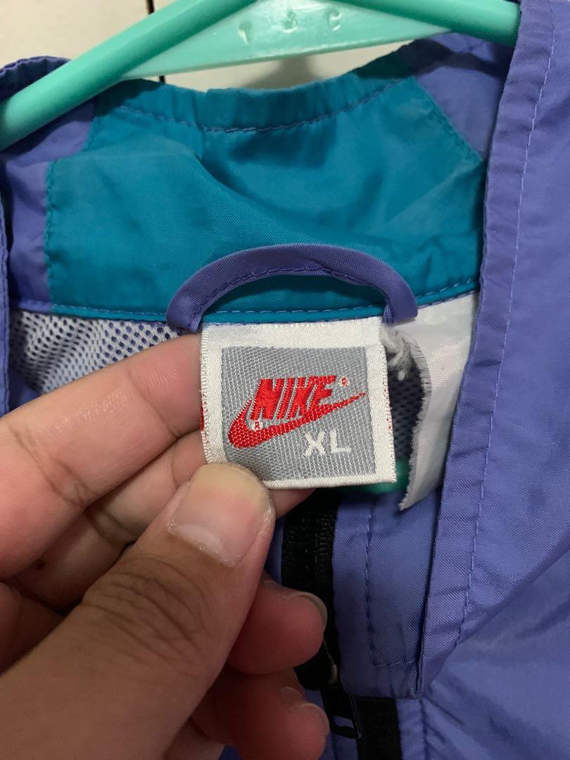 difícil de complacer Subjetivo ayer VINTAGE NIKE Windbreaker XL, Men's Fashion, Tops & Sets, Hoodies on  Carousell